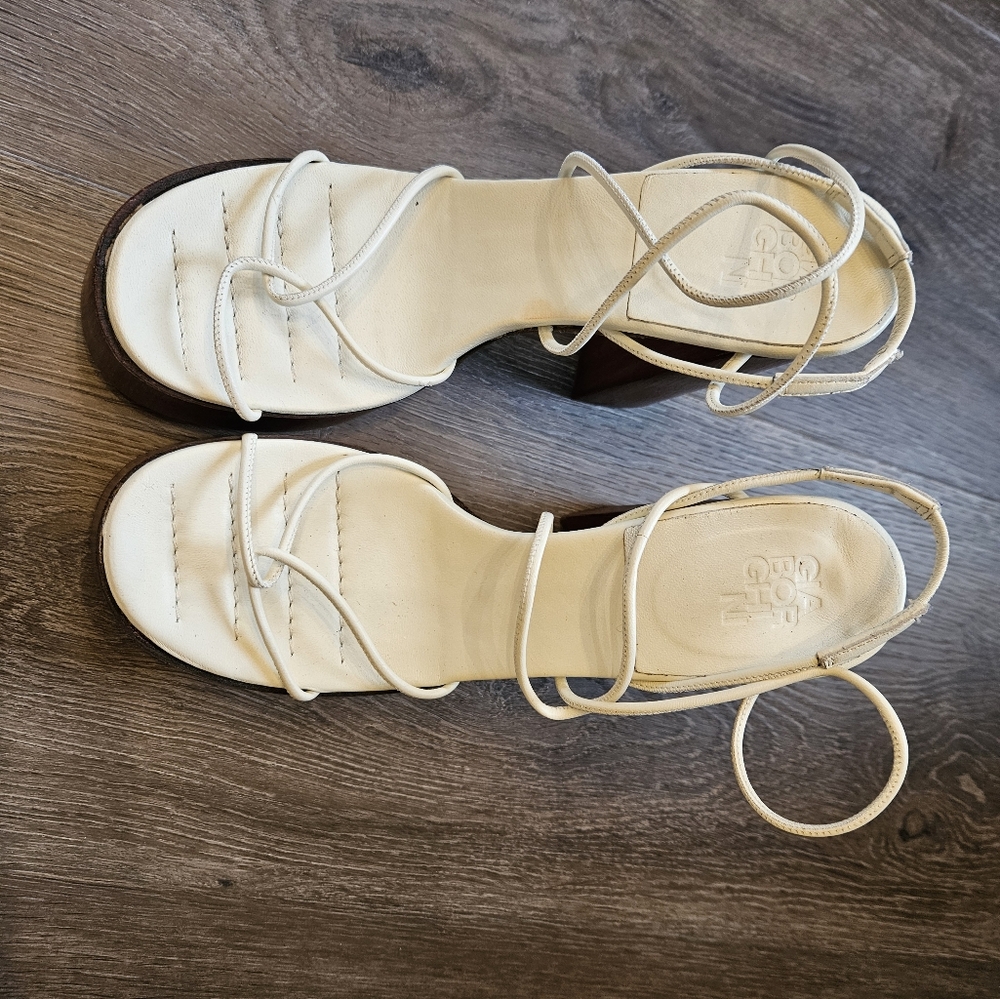 Vero Cuoio white Strappy Sandals